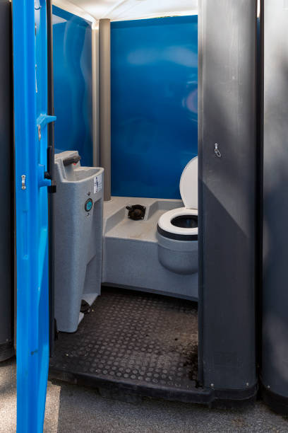 Porta potty delivery and setup in Greentree, NJ